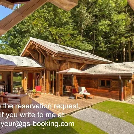 Chalet Berti, 5 Bedrooms, 12 Pers. شقة *