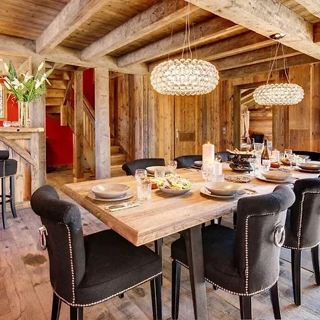 Chalet Berti, 5 Bedrooms, 12 Pers. Courmayeur