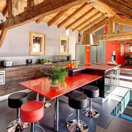Chalet Berti, 5 Bedrooms, 12 Pers. Lejlighed *